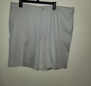 Classic Men's Tan Flat Front Shorts